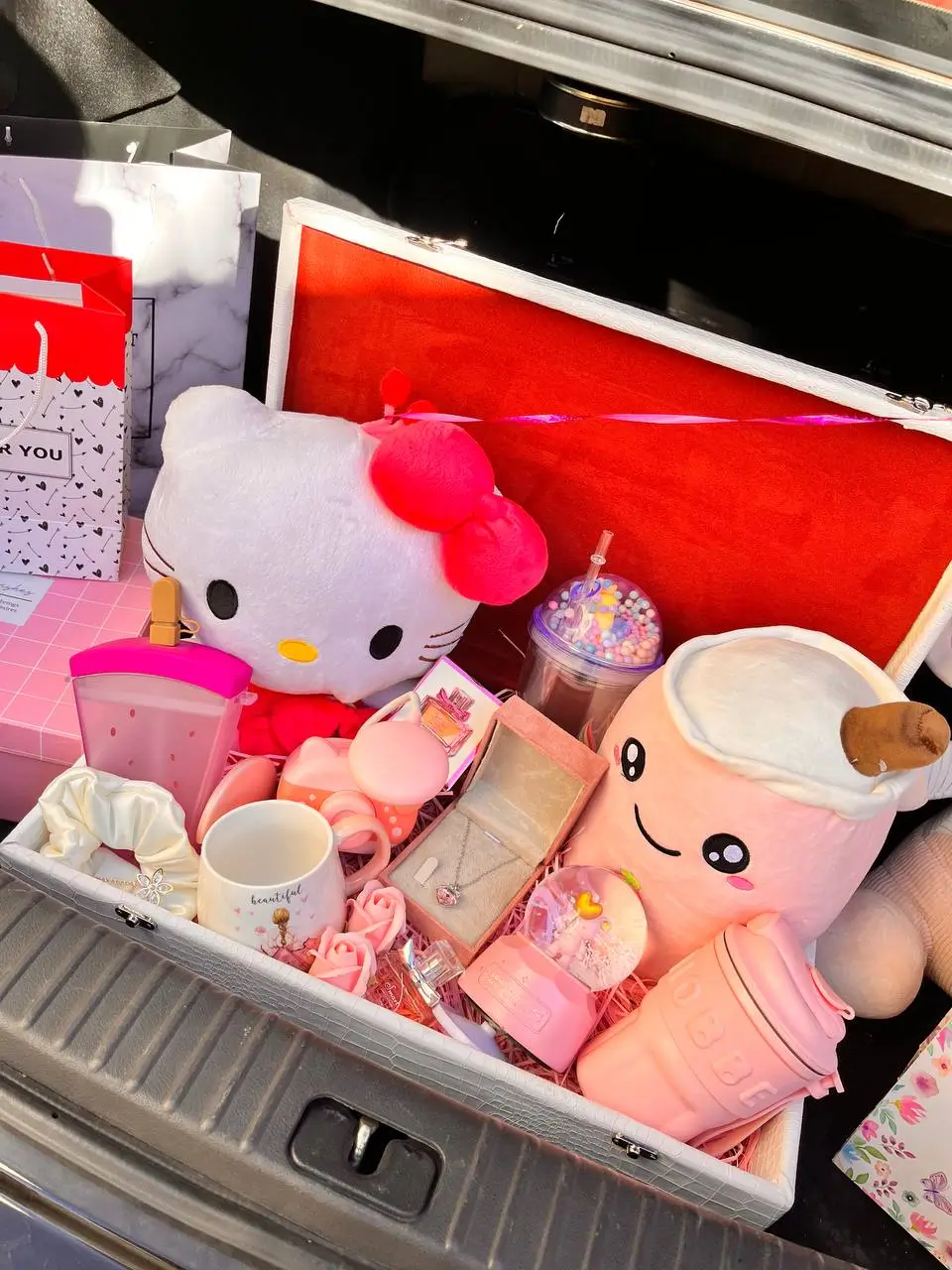 پک هدیه تولد و سوپرایز ویژه با محصولات دخترانه