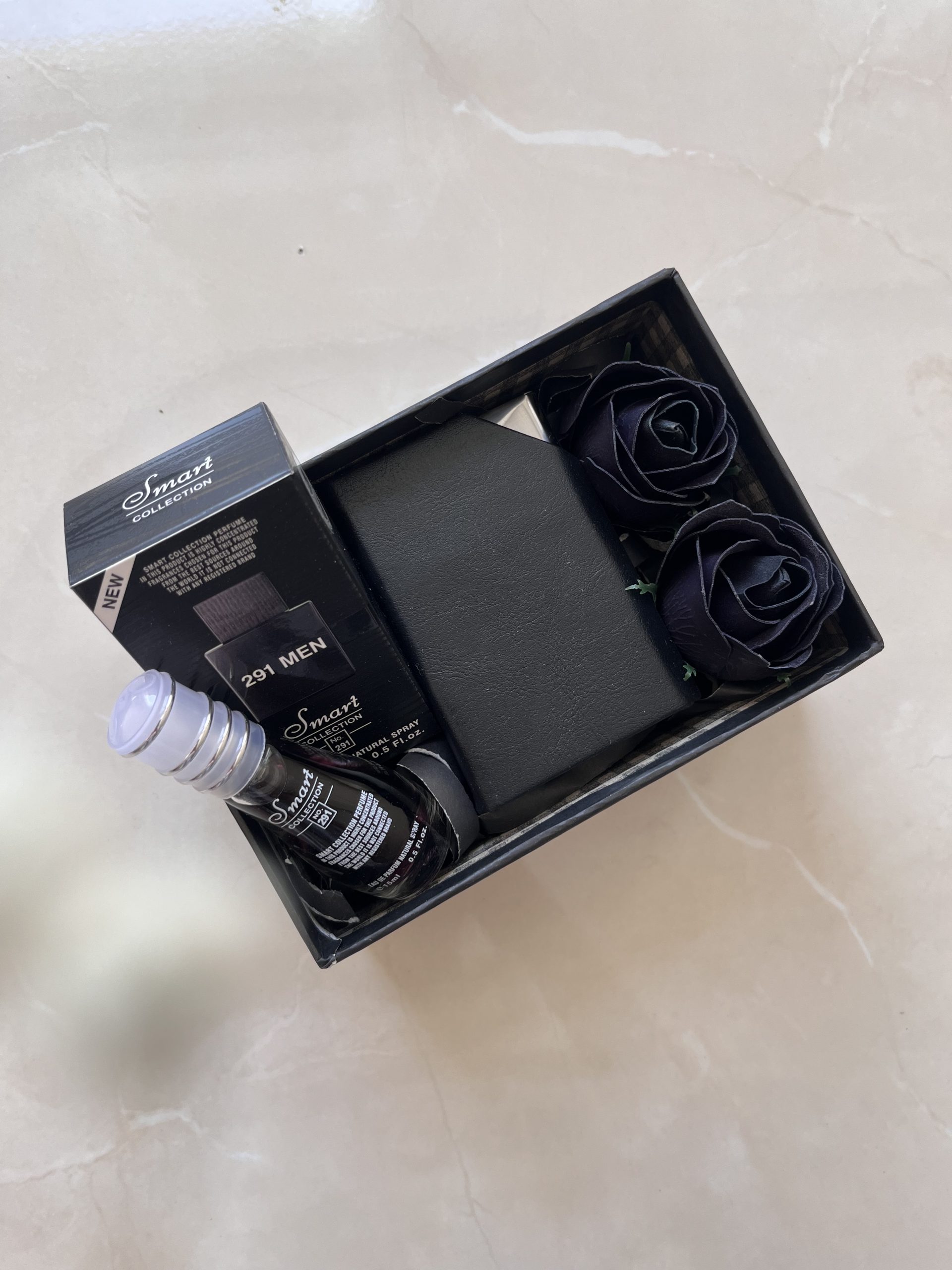 پک مردانه مقرون به صرفه جاکارتی ، گل رز ، ادکلن ، ۱۵ میل تام فورد