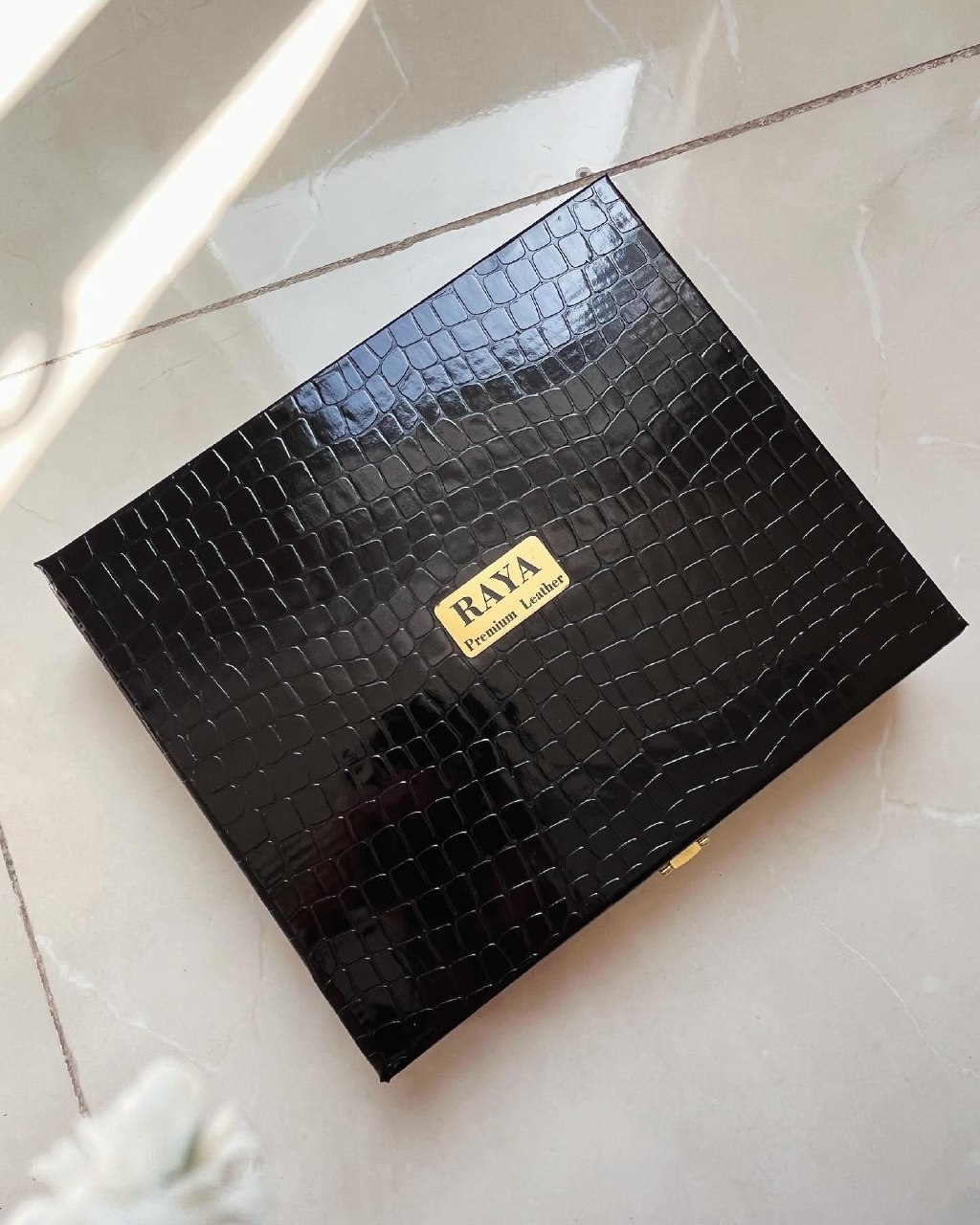 ست هدیه چرمی مردانه رایا – کیف پول، جاکارتی و کمربند - تصویر 4